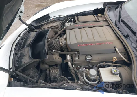 2017 Chevrolet Corvette Stingray z USA, uszkodzony, nr VIN 1G1YB2D75H5124482